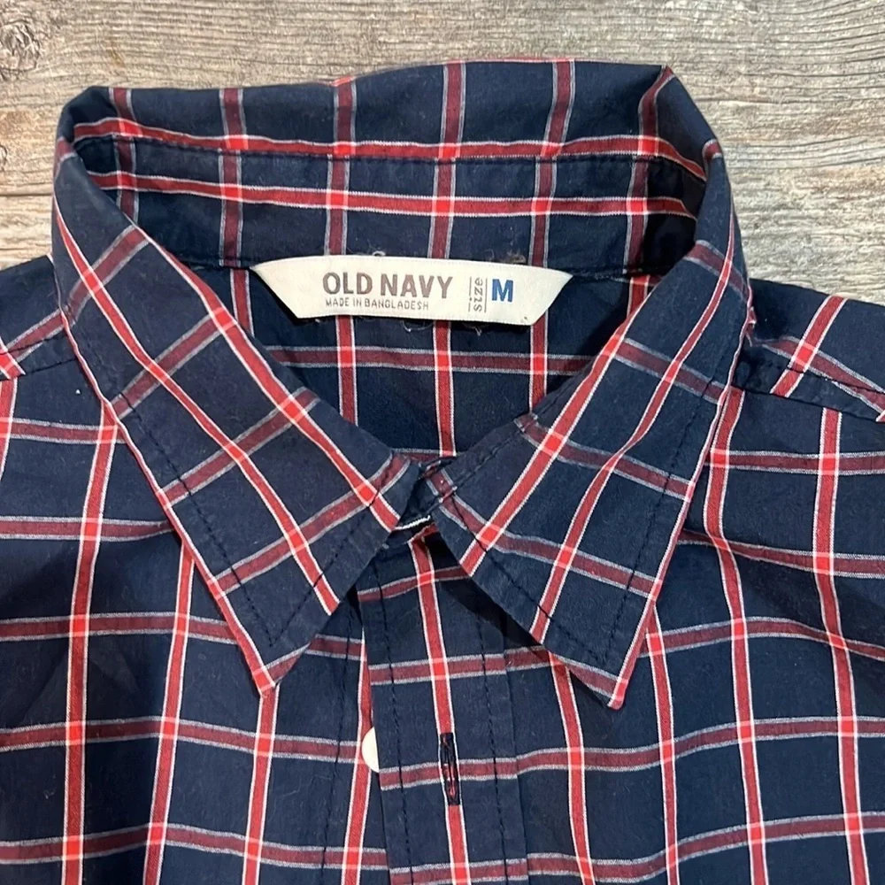 Old Navy Button Down Shirt​​​​